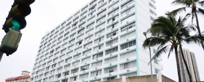 カピオラニテラス