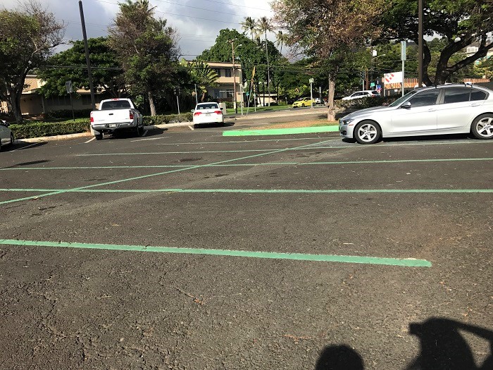 ハワイ大学　ハワイ　本屋