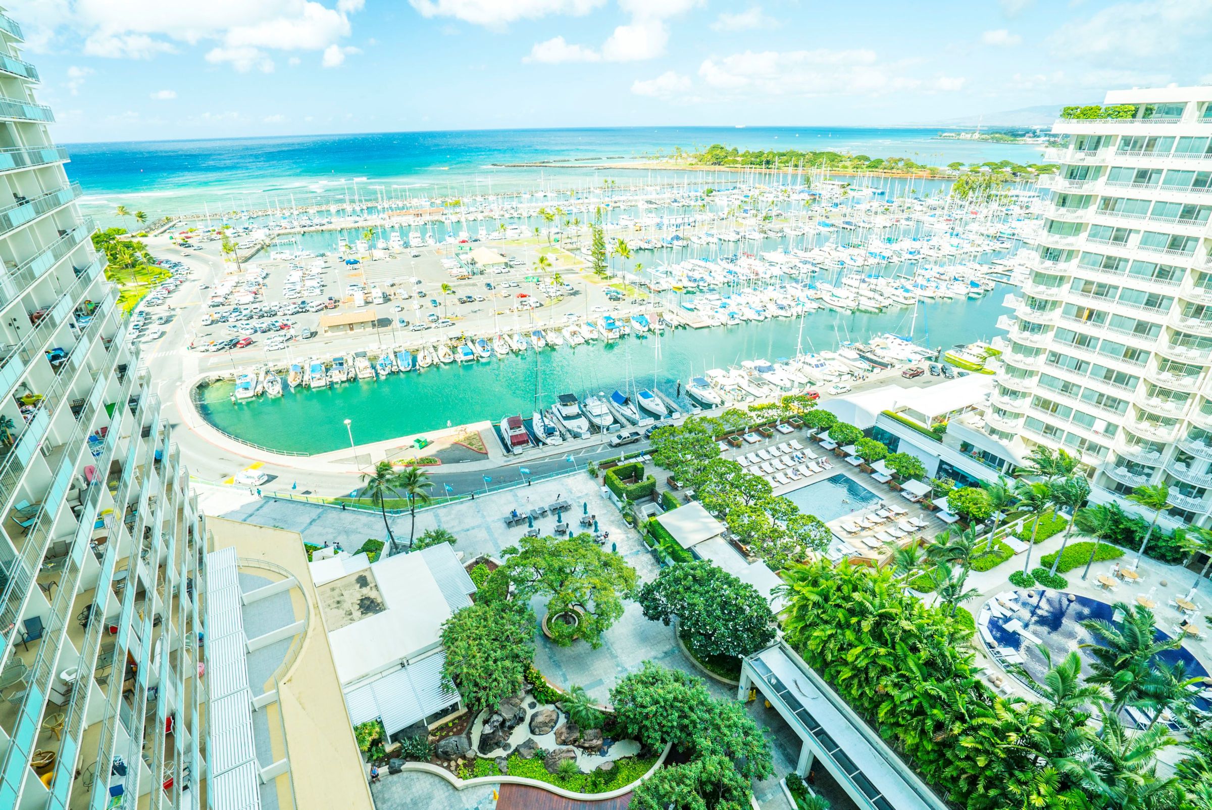 イリカイホテル前のアラワイヨットハーバーの開発状況