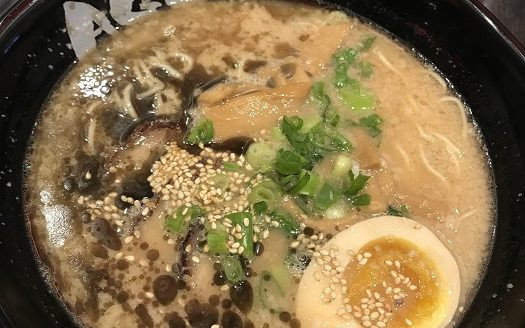 AGUラーメン　アラモアナ　ハワイ